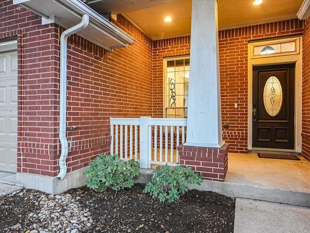 entrance to property with covered porch