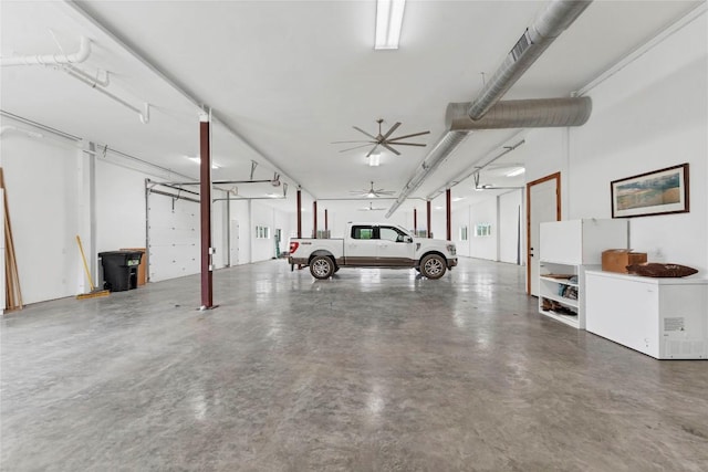 176 Elk Rdg, Canyon Lake, TX 78133 - garage with ceiling fan