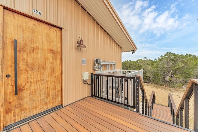 176 Elk Rdg, Canyon Lake, TX 78133 - view of wooden deck