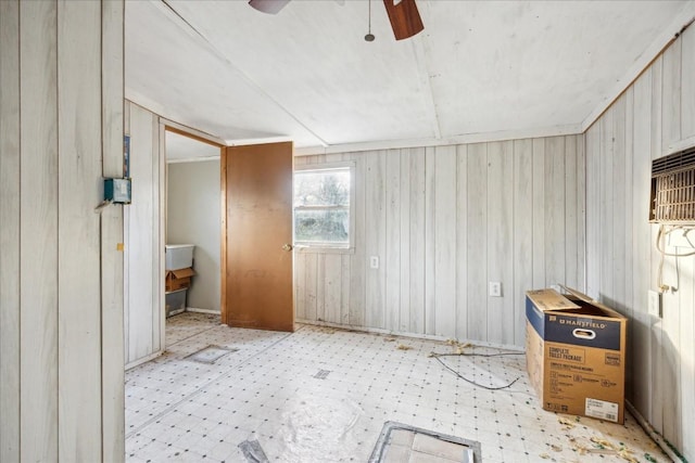 spare room featuring ceiling fan