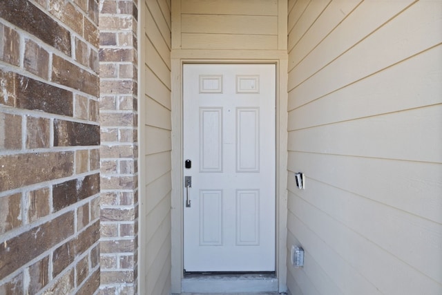 view of property entrance