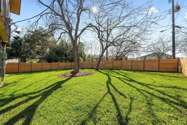 1407 Valleyridge Dr Unit A, Austin, TX 78704 - view of yard featuring a fenced backyard