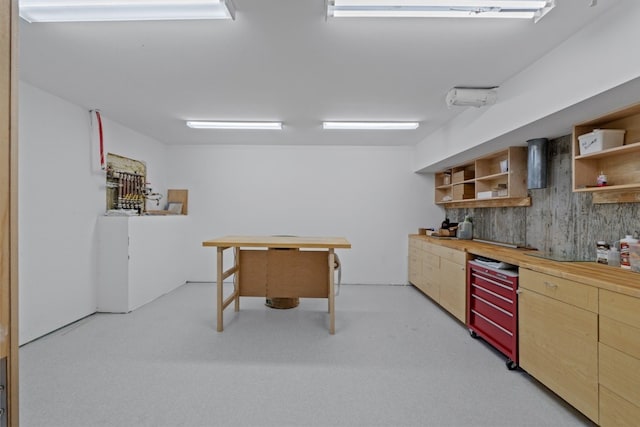 kitchen featuring a breakfast bar area