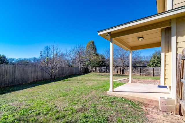 view of yard with a patio