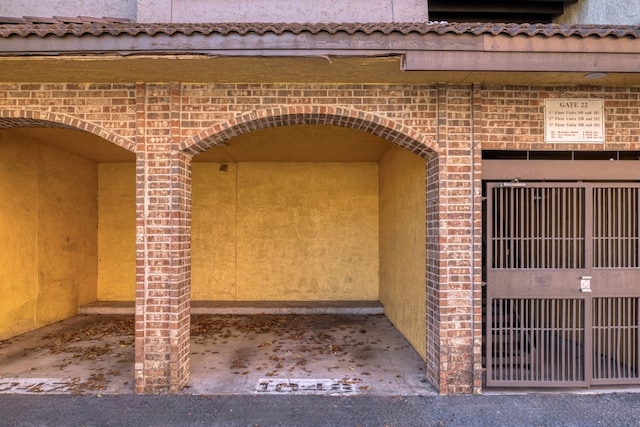 806 W 24th St Unit 300, Austin, TX 78705 - entrance to property with brick siding