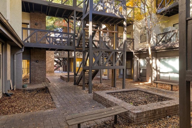 806 W 24th St Unit 300, Austin, TX 78705 - exterior space with stairway