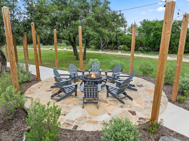 view of patio featuring a fire pit