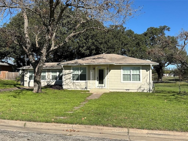 view of front of property with a front lawn