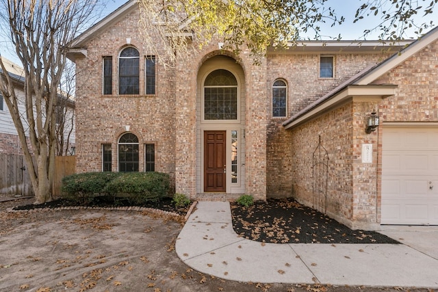 view of front facade with a garage