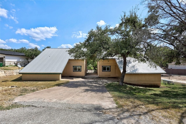 view of front of house