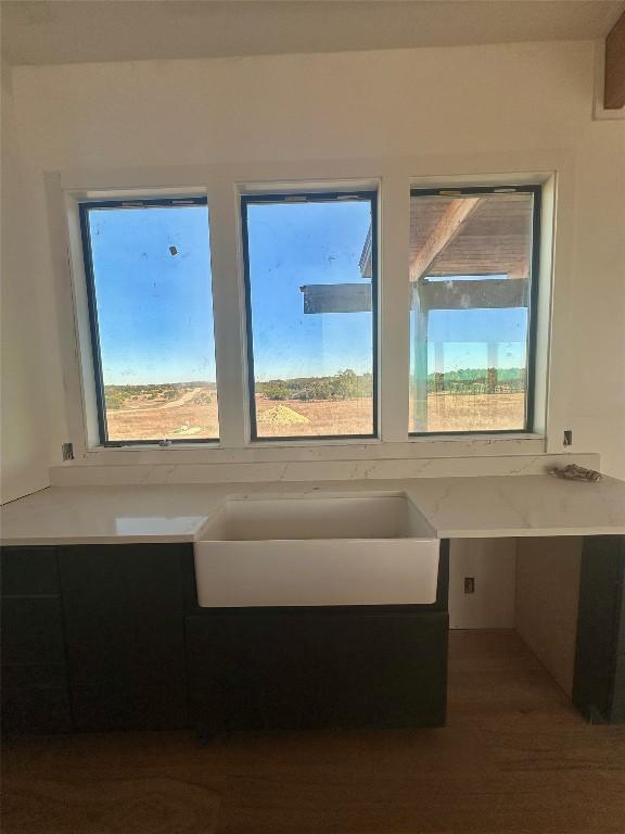 bathroom featuring plenty of natural light