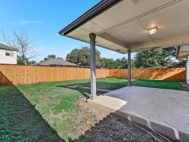 view of yard with a patio area