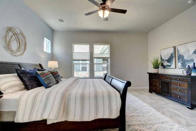 bedroom with ceiling fan