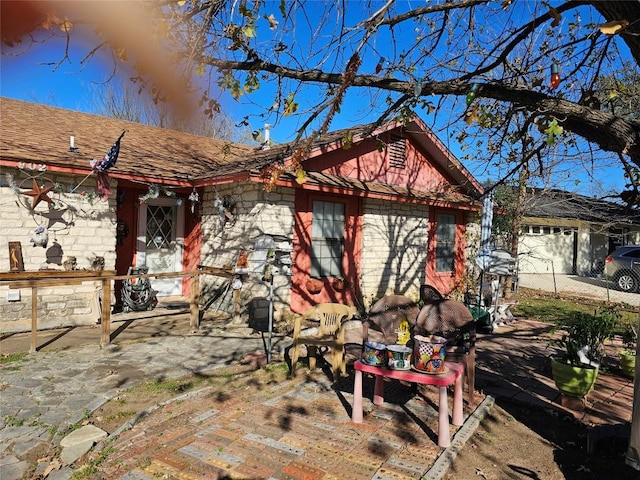 view of front of property