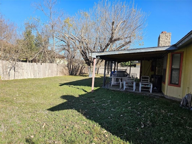 view of yard with a patio