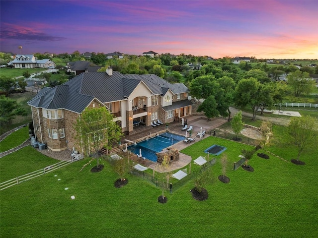 view of aerial view at dusk