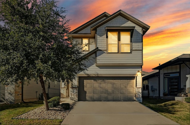 view of front facade featuring a garage