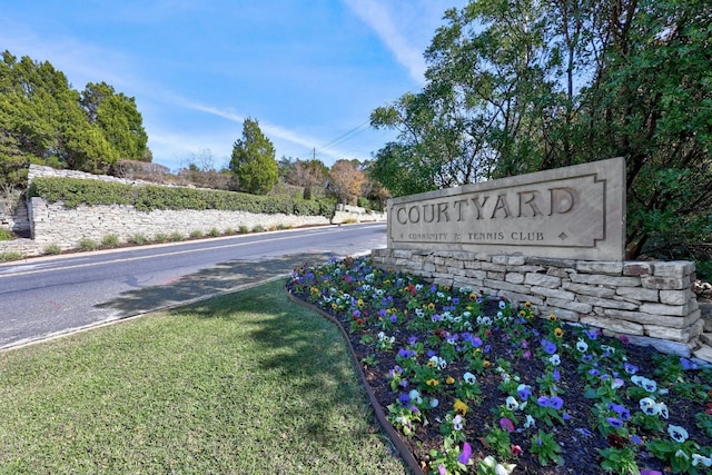 5712 Sam Houston Cir, Austin, TX 78731 - photo 1