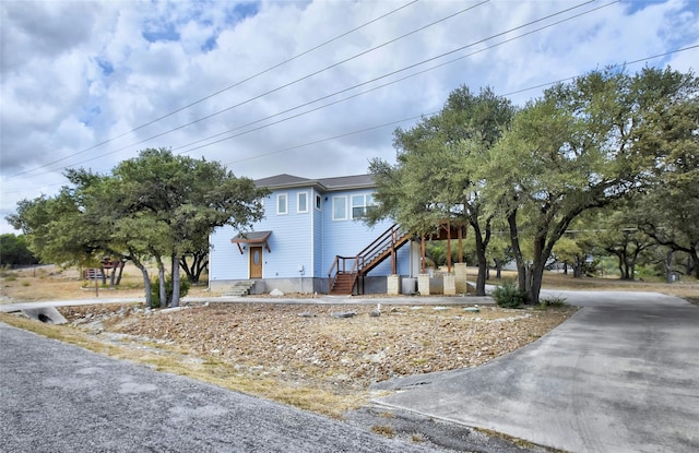 view of front of home