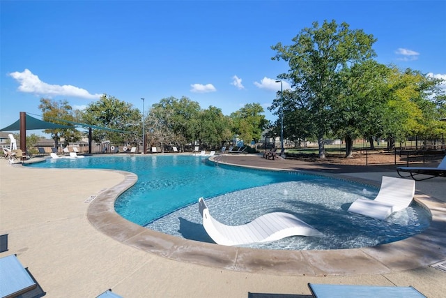 132 Ridgeview Ct, Georgetown, TX 78628 - community pool with a patio area