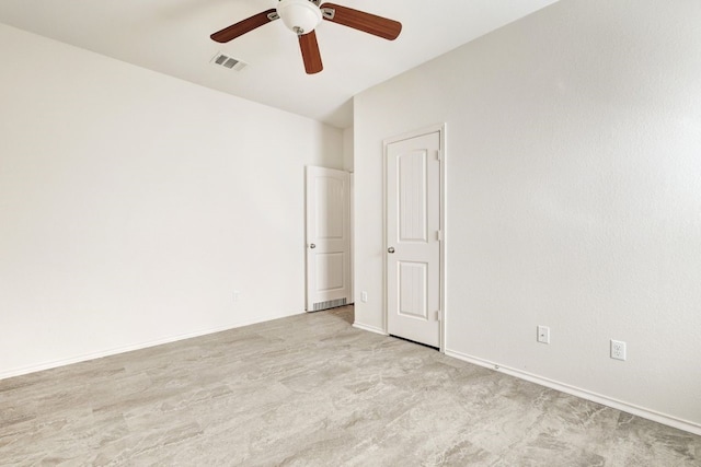 unfurnished room featuring ceiling fan