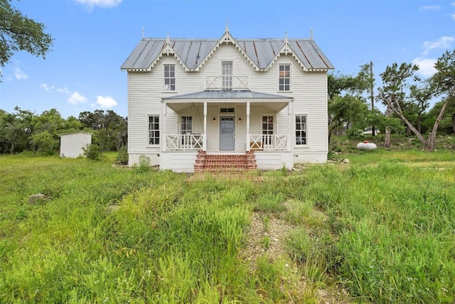 view of front of house featuring a porch