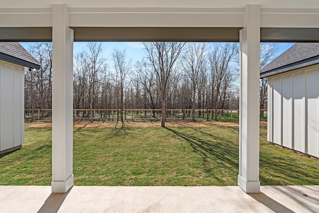 view of yard with a patio area