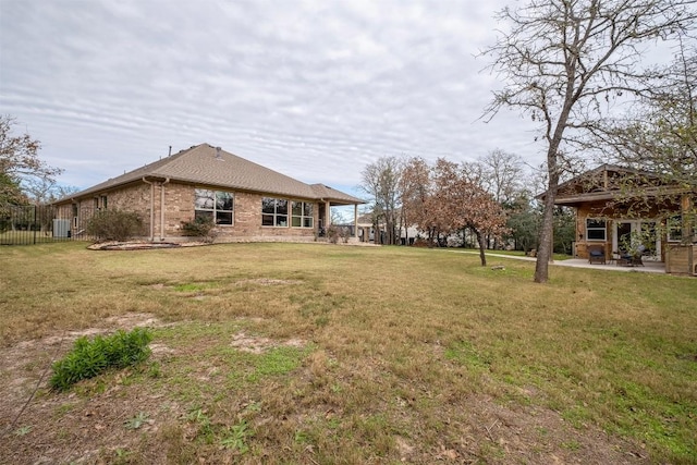 view of yard with a patio area