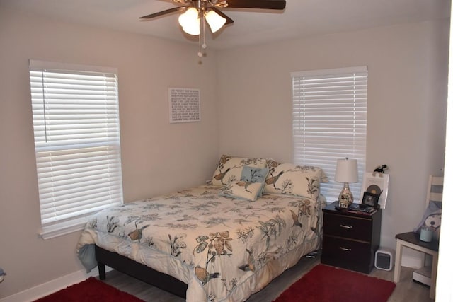 bedroom featuring ceiling fan