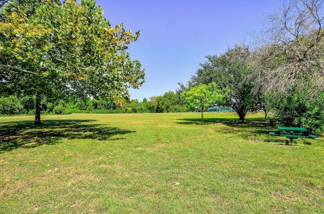 16046 Stoneham Cir, Pflugerville, TX 78660 - view of grassy yard