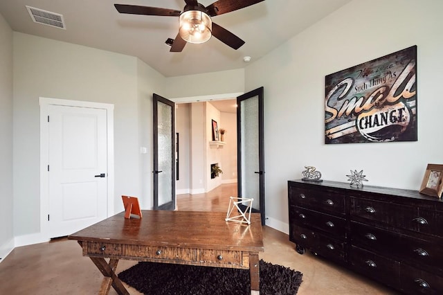 office area featuring ceiling fan