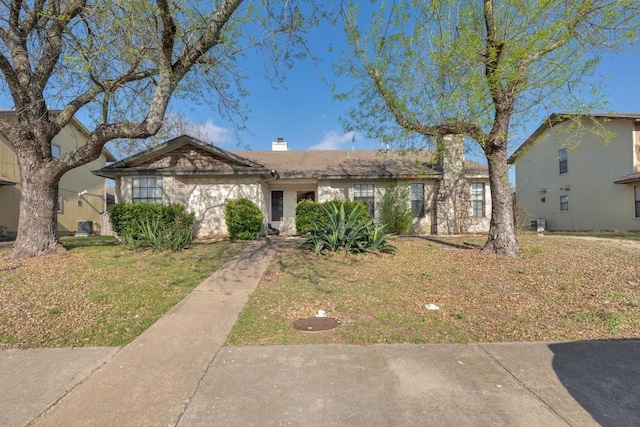 16048 Stoneham Cir, Pflugerville, TX 78660 - photo 3