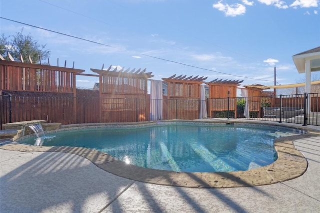 view of pool with pool water feature