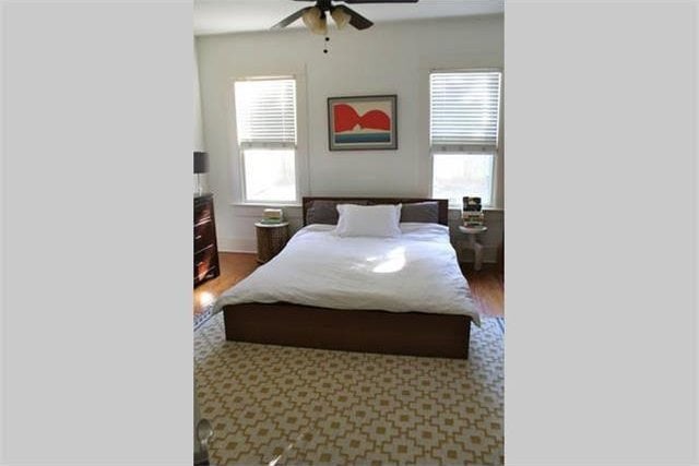 bedroom with ceiling fan