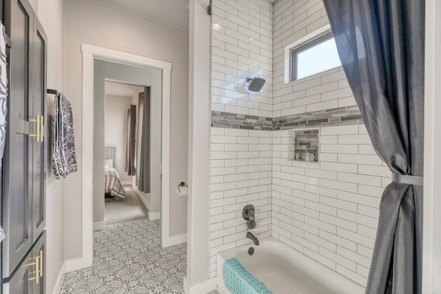 bathroom with shower / tub combo with curtain