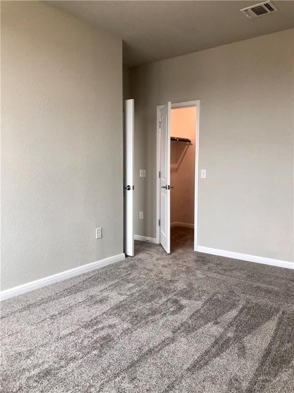 empty room with carpet