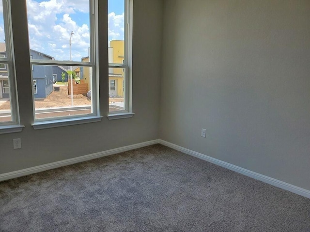 view of carpeted spare room