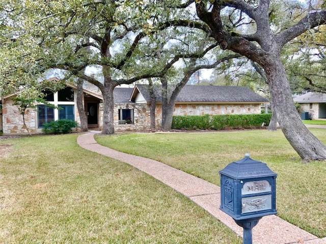 view of front of property with a front yard