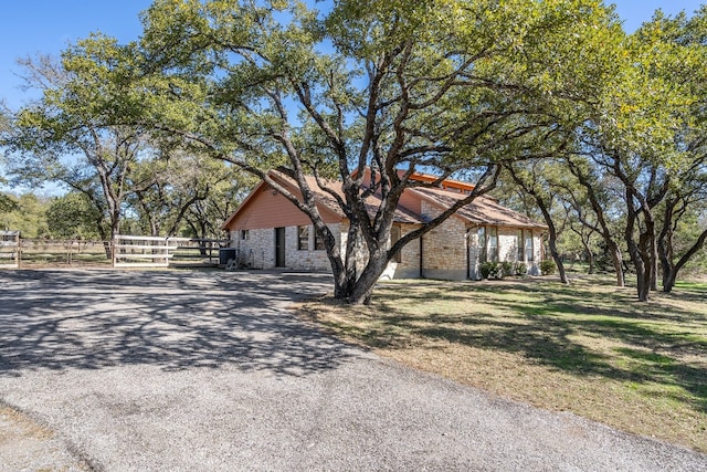 view of front of property