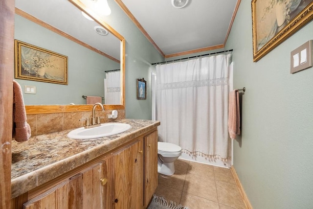 full bathroom featuring vanity, shower / bath combo with shower curtain, crown molding, tile patterned flooring, and toilet