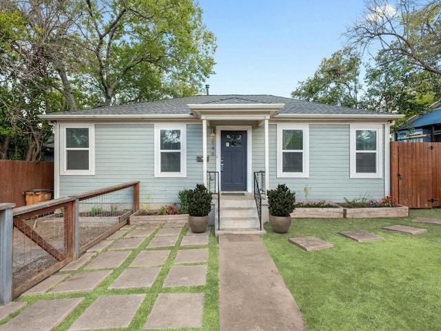 view of front of house with a front yard