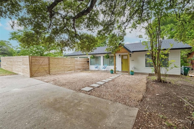 view of front of home with covered porch