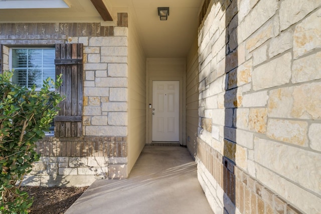 view of property entrance