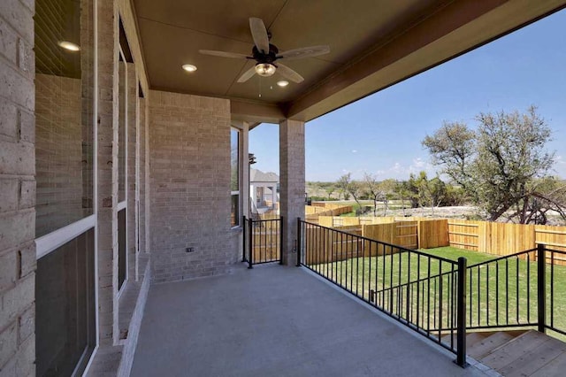 balcony with ceiling fan