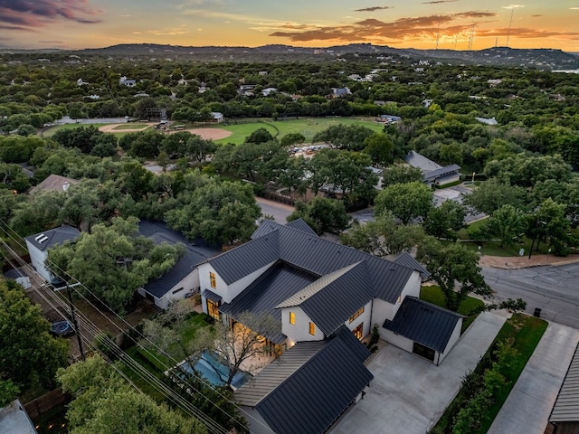 view of aerial view at dusk