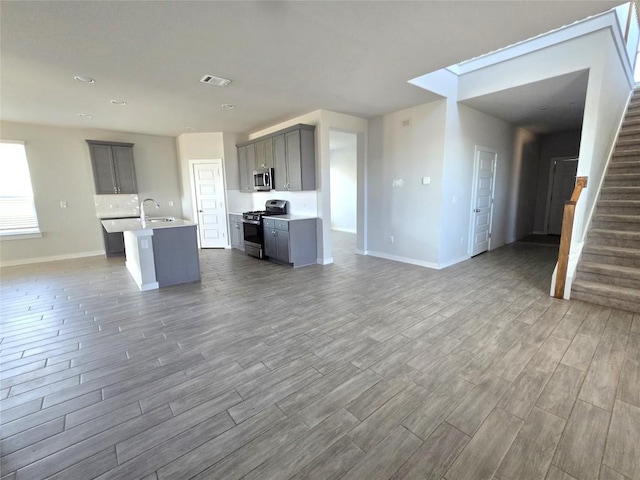 141 Appleberry Ln, Elgin, TX 78621 - photo 3