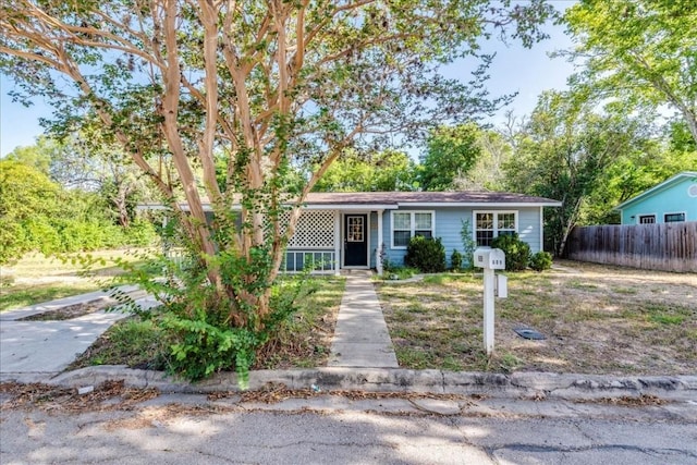 view of front of property