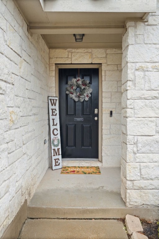 view of property entrance