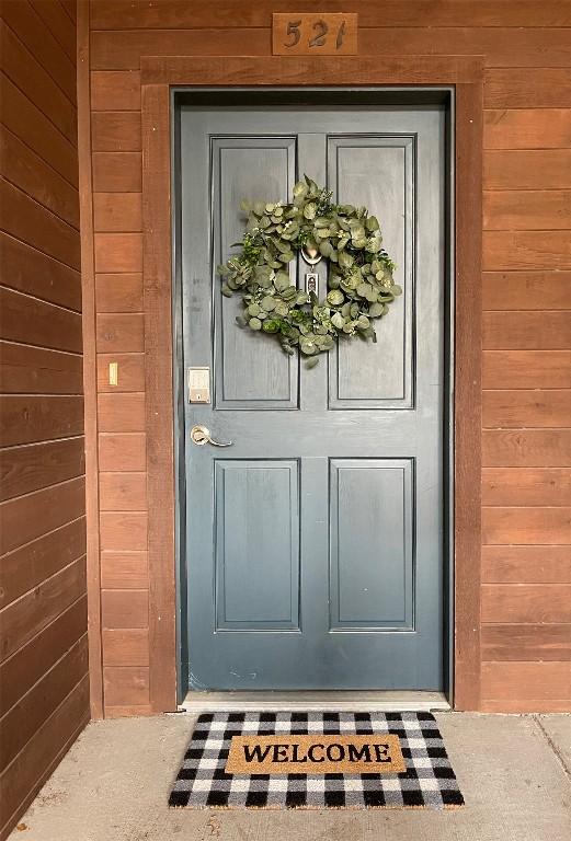 view of entrance to property