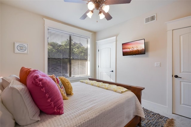 bedroom with carpet flooring and ceiling fan